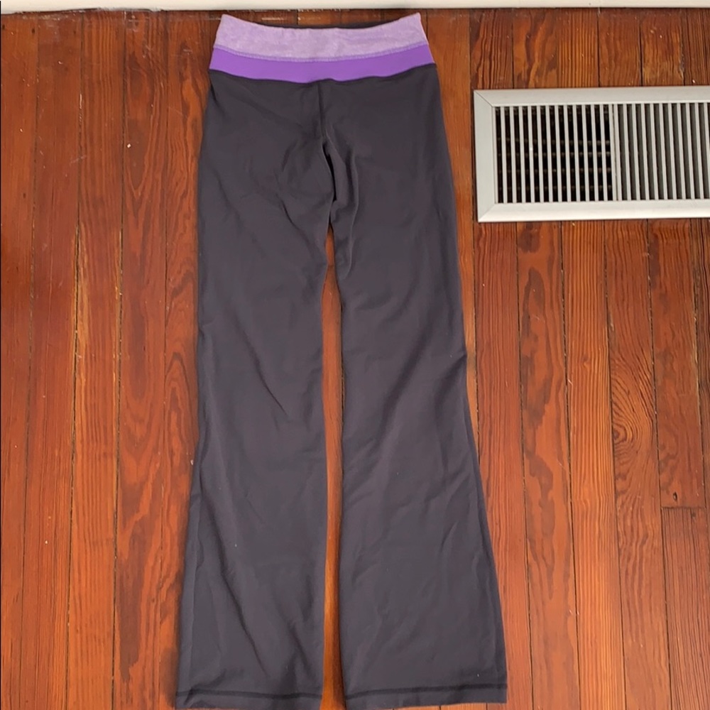 Lululemon yoga pants (reversible)
